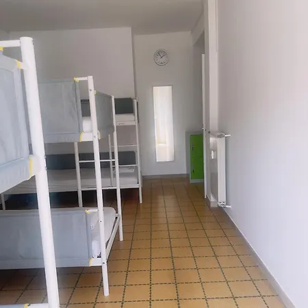 Lisa House Albergue
