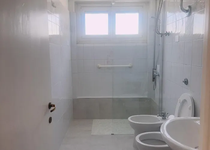 Hostal Lisa House Roma